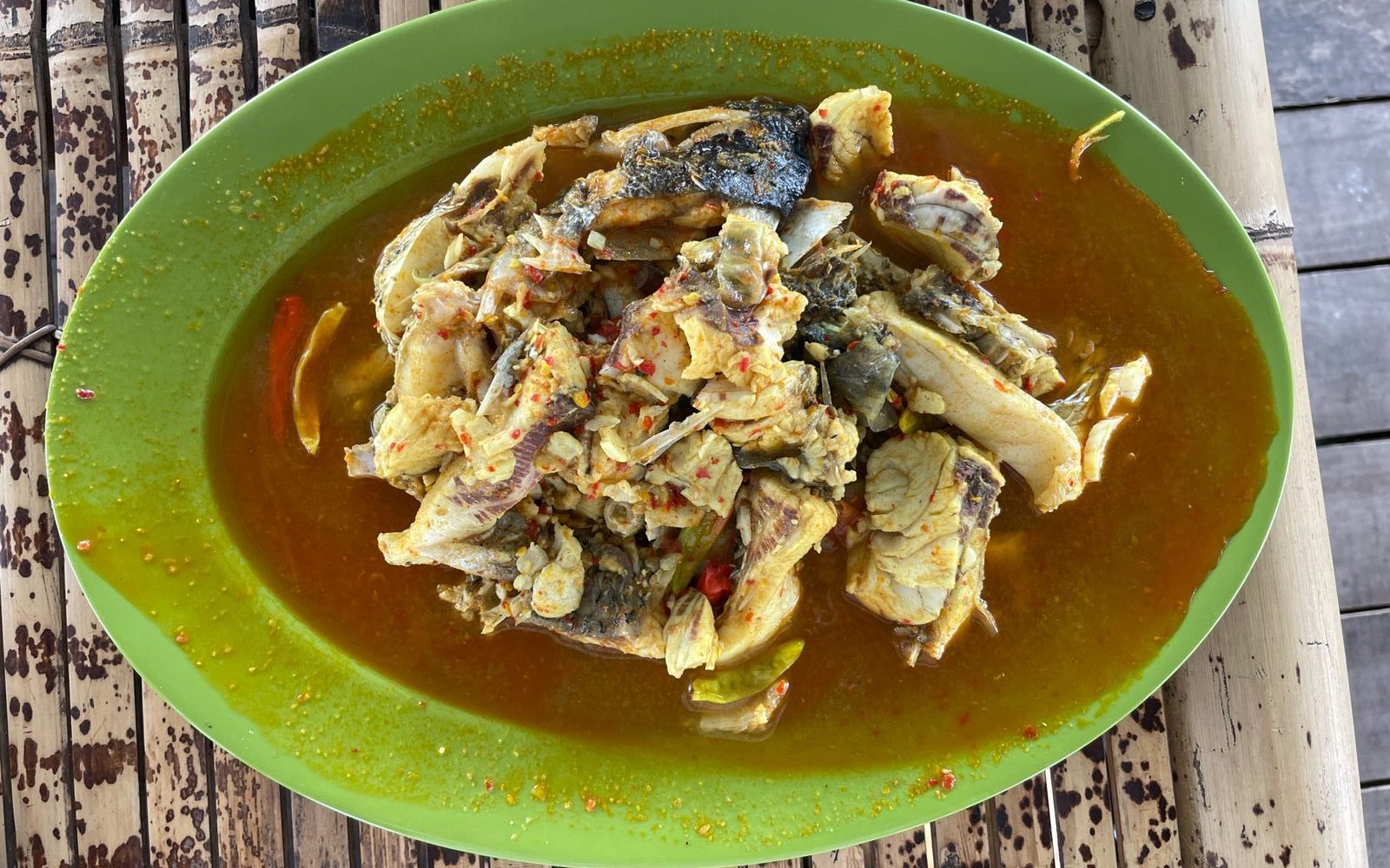 Ikan Kakap Kuah Kuning - Restoran Terapung di Lombok