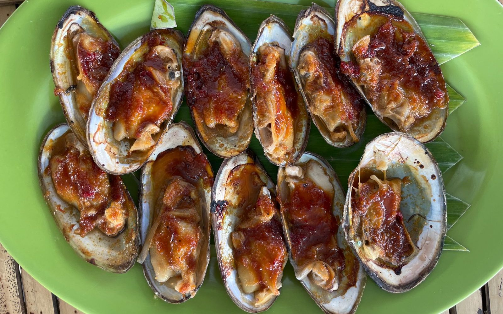 Kerang Bakar - Restoran Terapung di Lombok