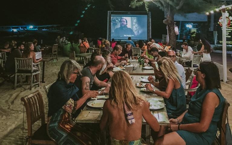 Movie Night - Aktivitas di Gili Air