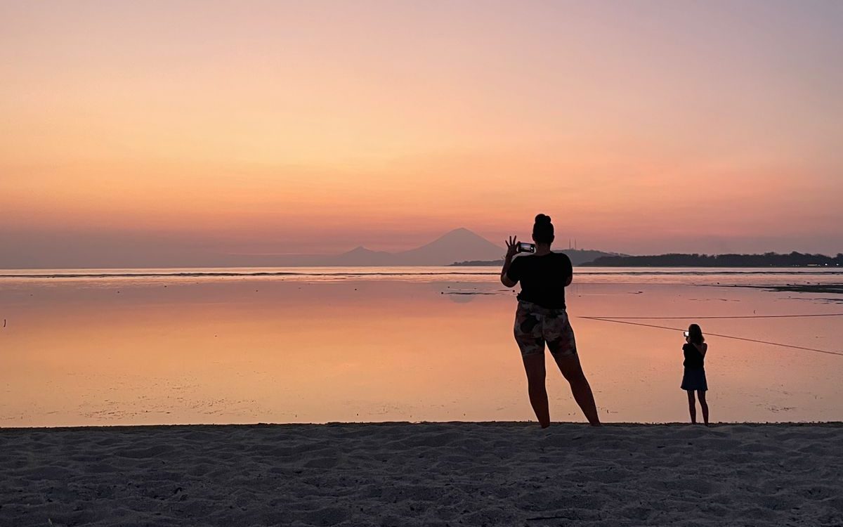 Pantai Pandanan - Pantai indah di Lombok