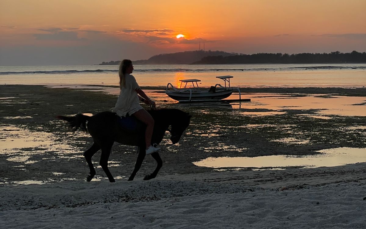 Pesona Keindahan di Gili Air