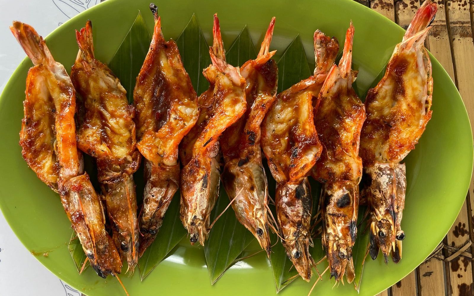 Udang Bakar - Restoran Terapung di Lombok